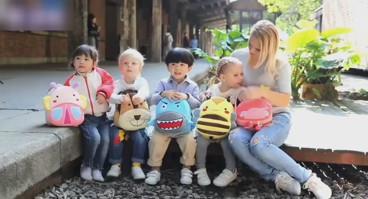 Sac à dos enfant animaux 3D en peluche - Kawaii maternelle